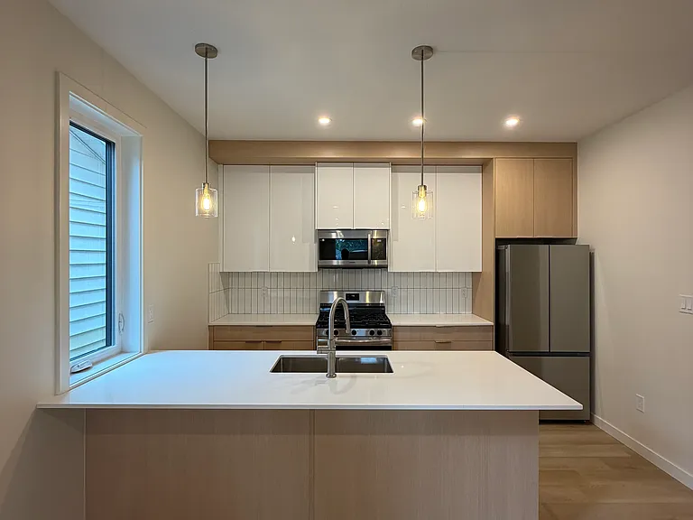 12816 103rd St NW — Photo 42