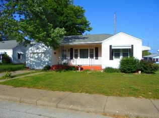 940 Sunshine Dr, Mount Vernon, MO 65712