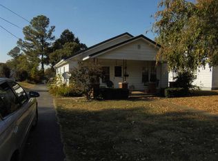 718 N Morgan St, Morganfield, KY 42437