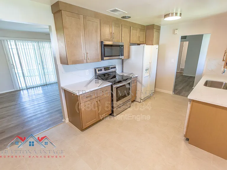 3409 E Indianola Ave — Photo 19