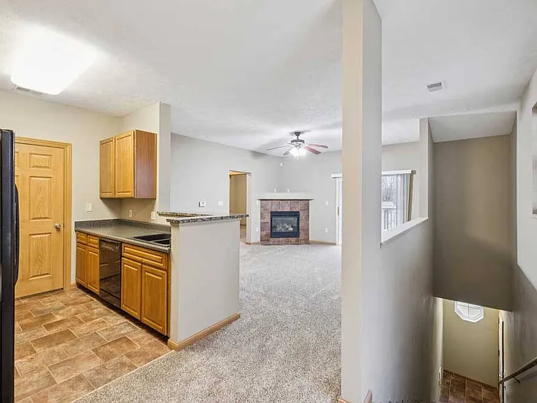 Stone Ridge Estates Apartments & Duplexes — Photo 114