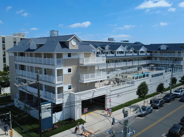 719 E 10th St #303, Ocean City, NJ 08226