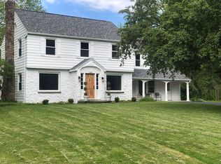 146 E Brook Rd, Pittsford, NY 14534