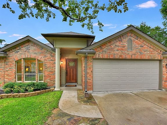 3rd image of 8015 Cahill Dr