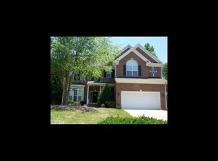 25 Holly Springs Ln, Greensboro, NC 27455