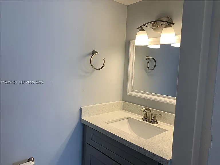 143 Riviera Cir #143 — Photo 10