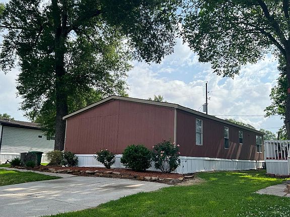 2nd image of 24430 Strong Pine Dr