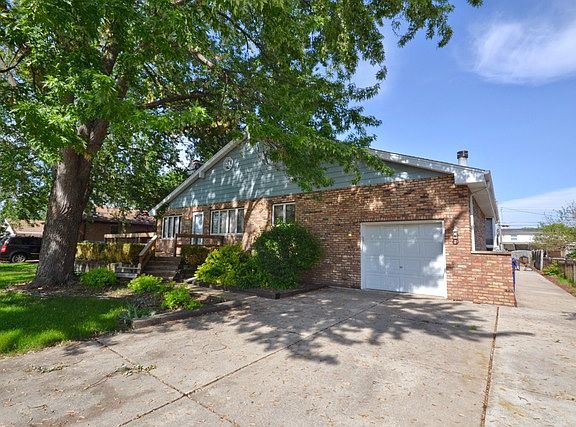 2nd image of 8833 Moody Ave