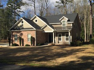 835 Woodduck Rd, Vass, NC 28394
