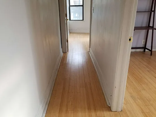 Rented by Dorit Avidar, LREB | media 8