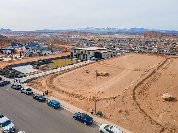 2nd image of Banded Hills Dr
