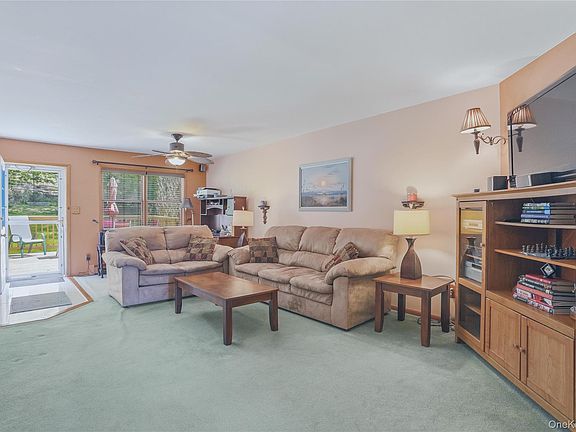 5th image of 324 Walnut Avenue