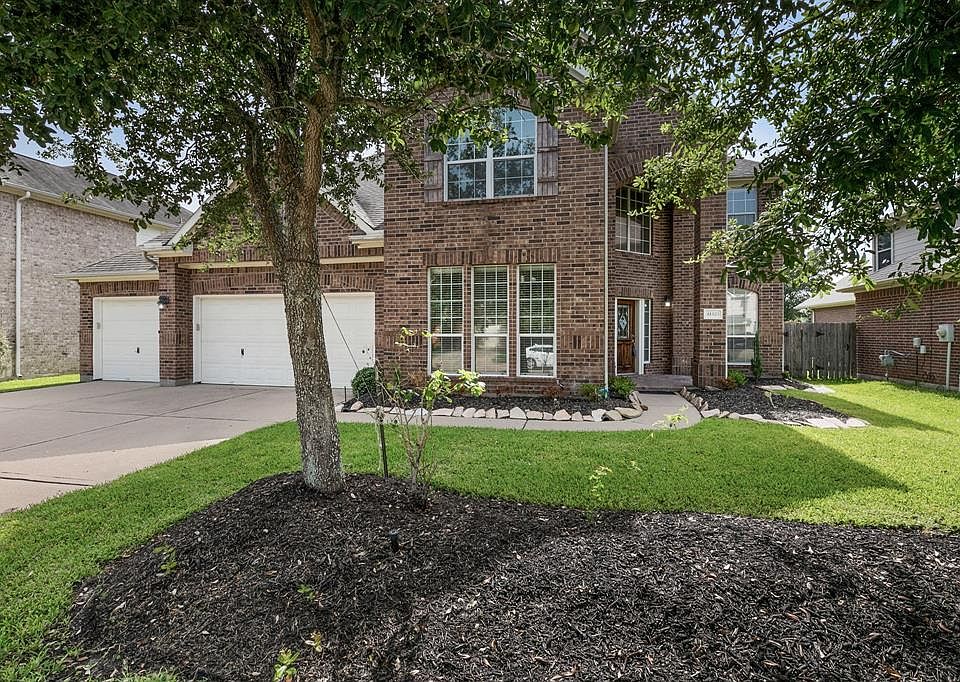 1st image of 11323 Wooded Creek Ln