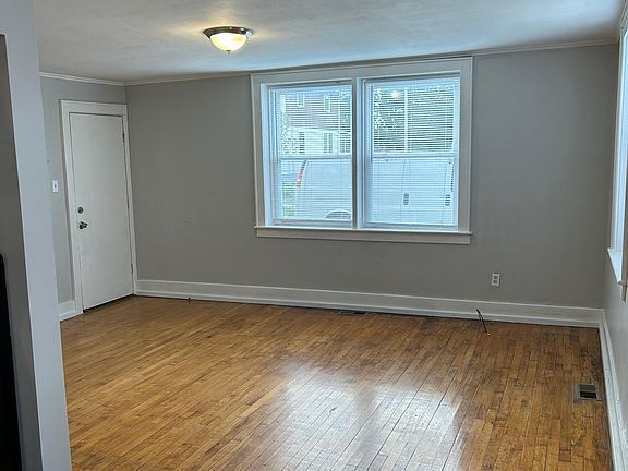 4th image of 106 Briggs St #2