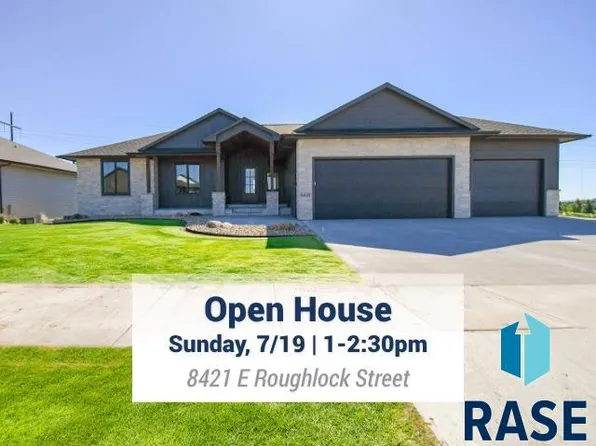 8421 E Roughlock St, Sioux Falls, SD 57110