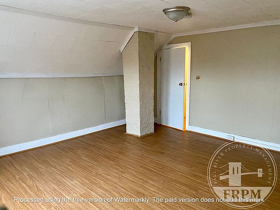 5th image of 38 Holman St #2