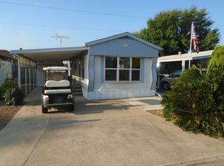 7010 SW 13th St, Des Moines, IA 50315