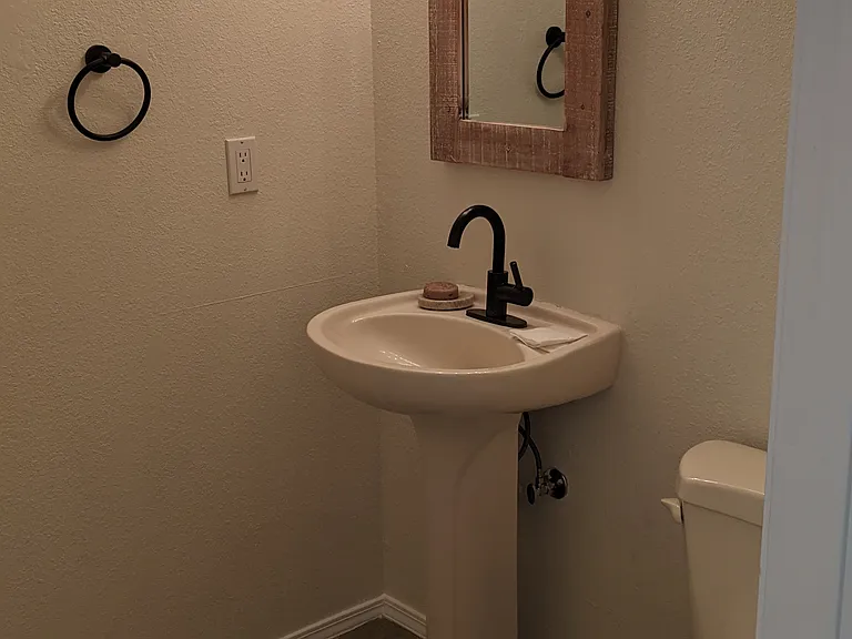 2900 Vista Del Rey NE — Photo 14