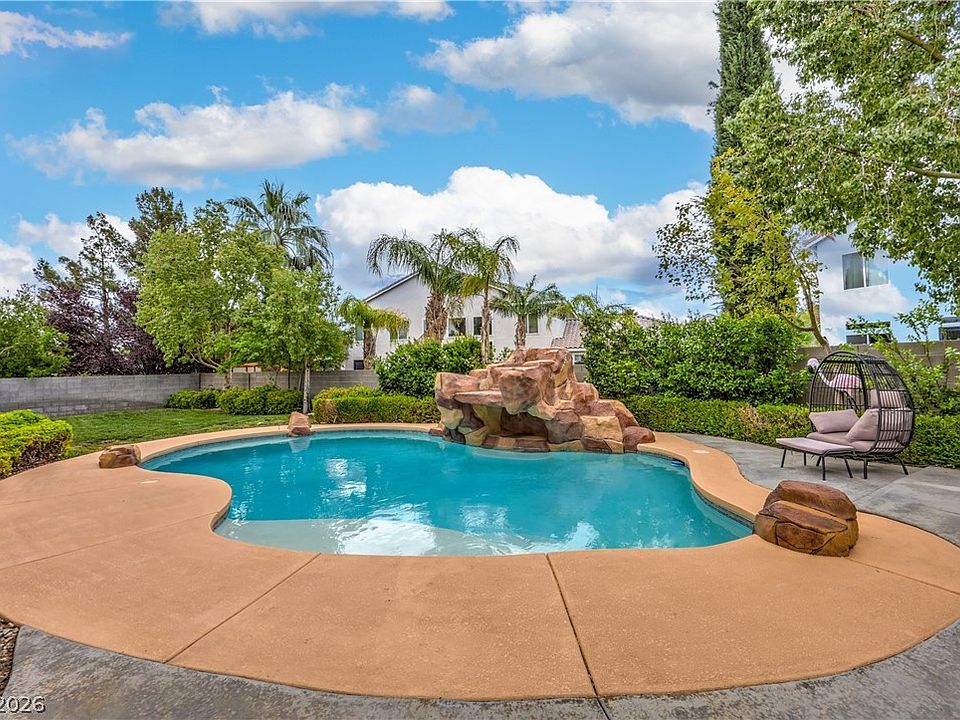 1st image of 7480 Grassy Field Ct