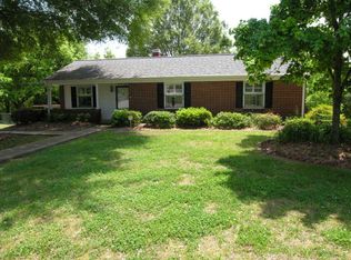 2212 Englewood St, Kannapolis, NC 28083