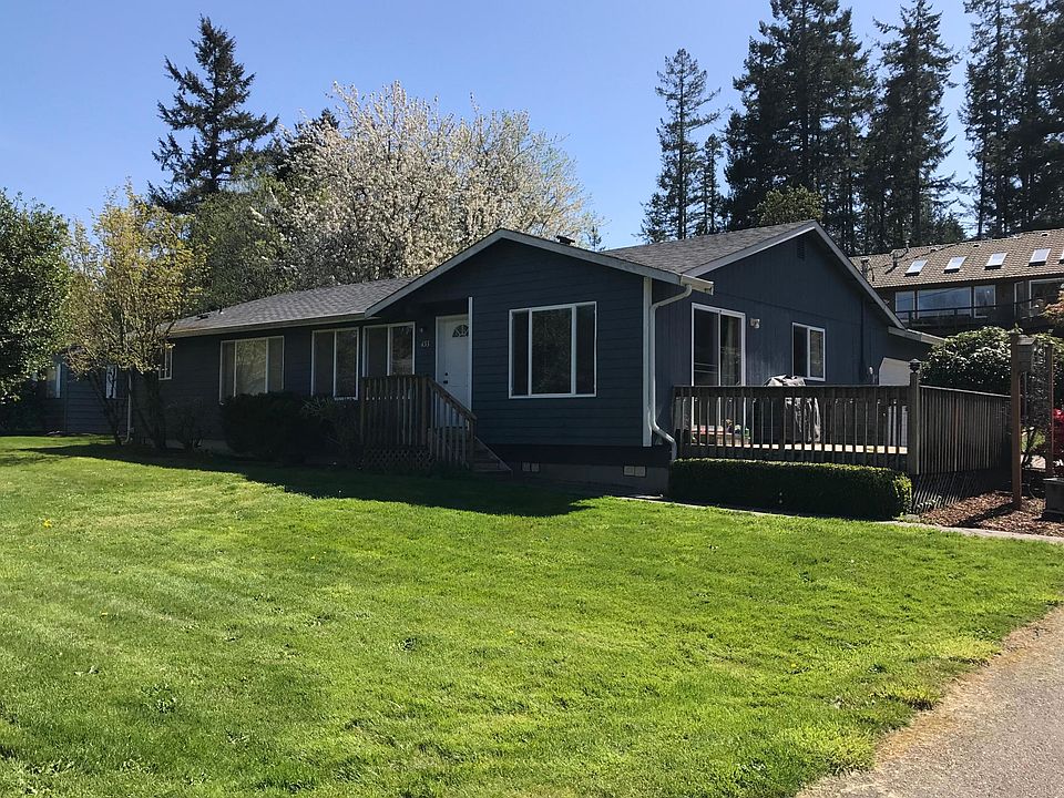 2nd image of 433 72nd Way NE