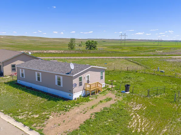 1024 Juniper St, Culbertson, MT 59218
