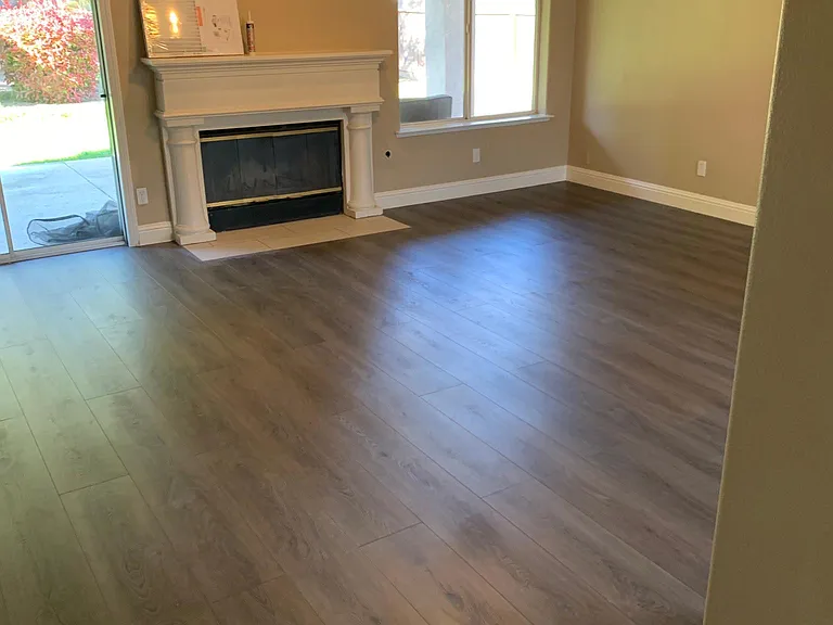 1926 E Lester Ave — Photo 5