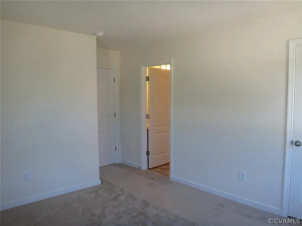 5 bed, 4.5 bath, 2952 sqft, $3,750 — Photo 3