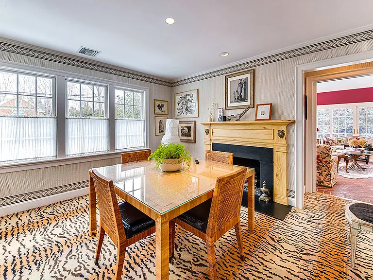 38 Halsey Ln — Photo 6