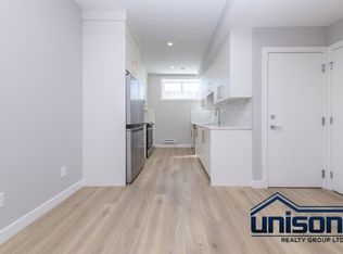 52 Carringsby Mnr NW #BASEMENT, Calgary, AB T3P1T6