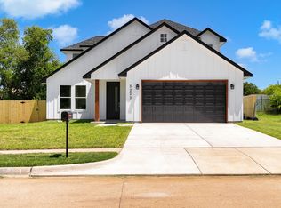 5223 Willie St, Fort Worth, TX 76105