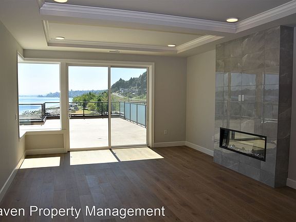 4th image of 4907 Main St #516