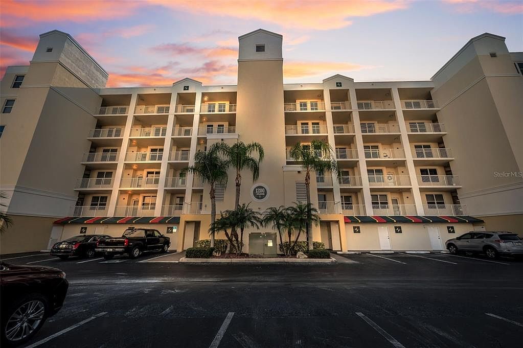 1200 Country Club Dr APT 2205