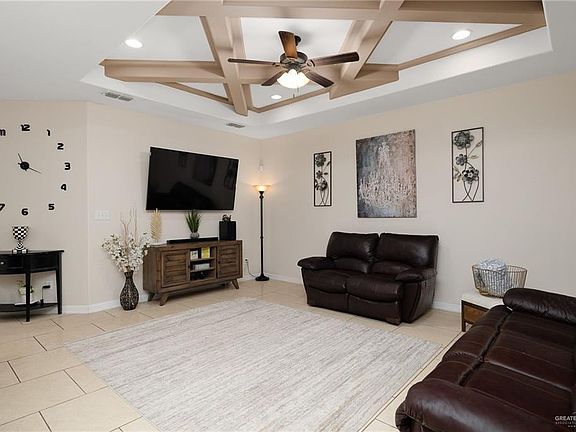 4th image of 1328 Candy Ln