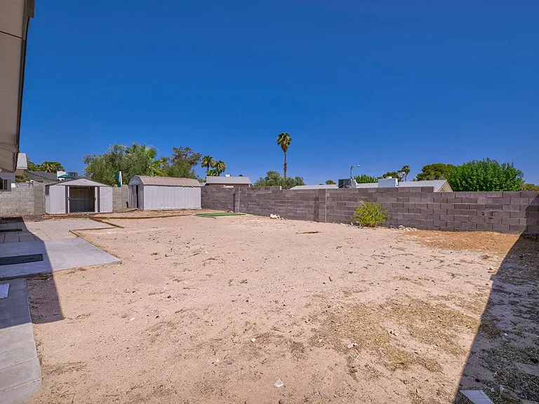 3990 Syracuse Dr — Photo 56