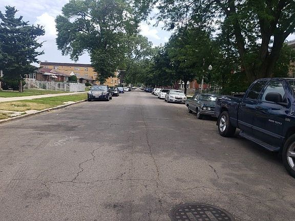 4th image of 5039 W Gladys Ave #3