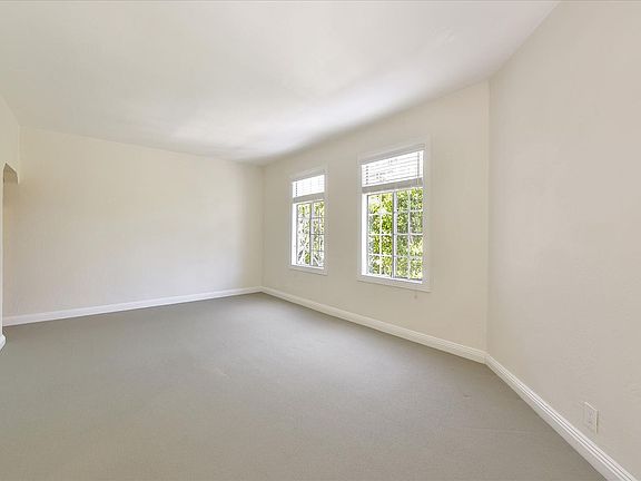 4th image of 1819 Steiner St APT 3