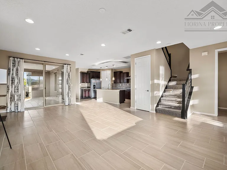 4650 Rail Runner Rd — Photo 5
