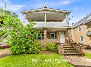 825 Alhambra Rd, Cleveland, OH 44110