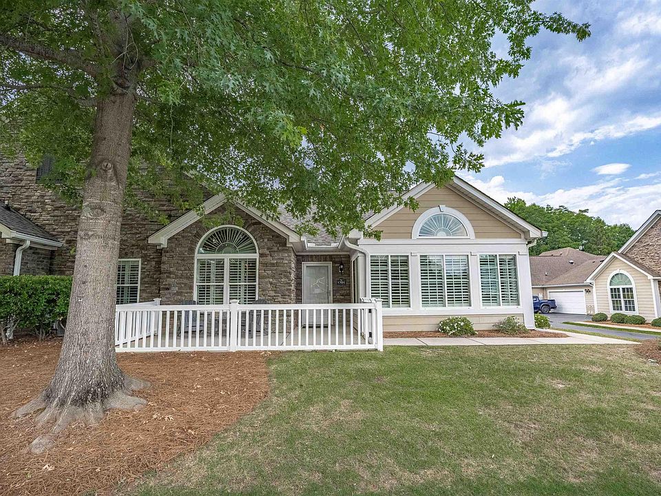 1st image of 1701 Laryn Ln