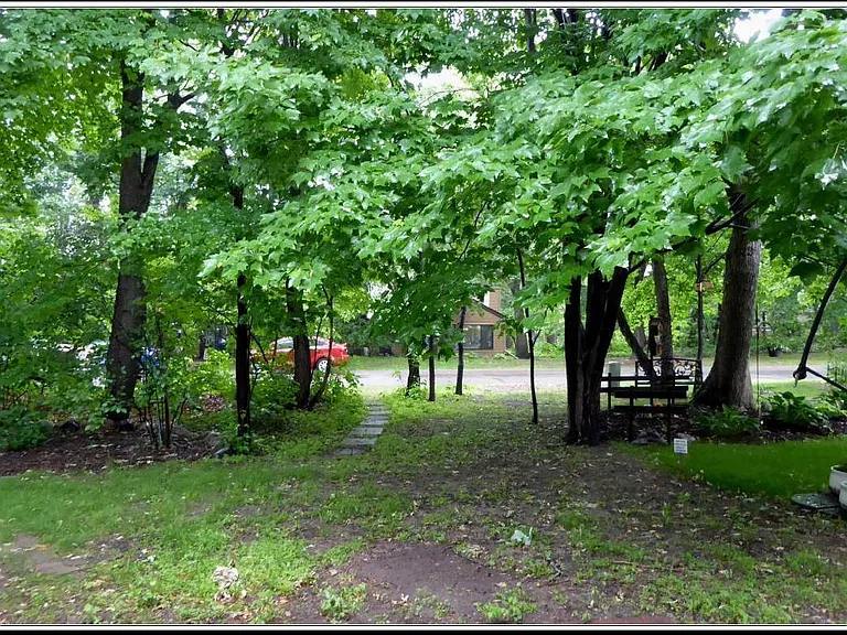105B South Dr — Photo 2