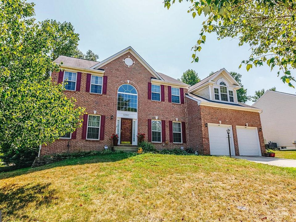 1st image of 13907 Burnished Wood Ct