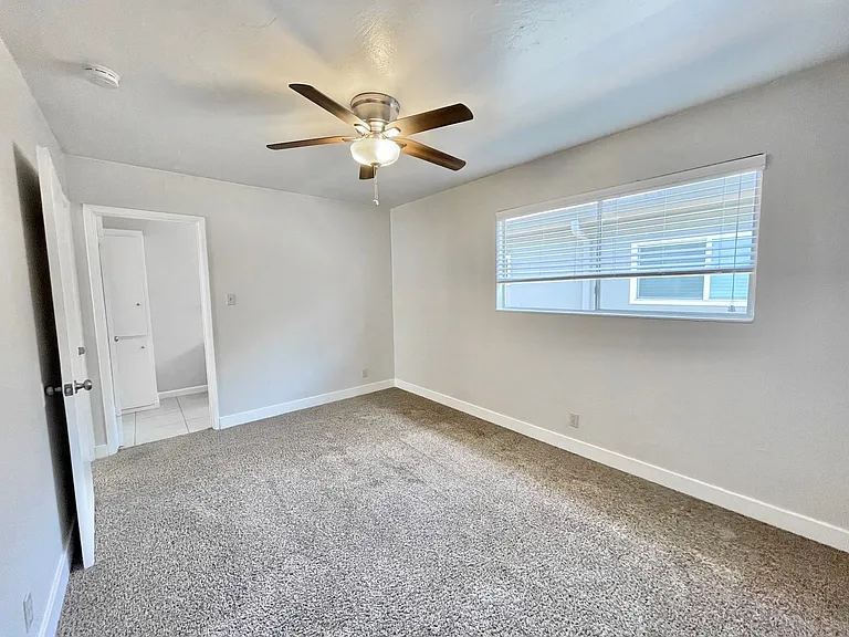2309 I Street — Photo 6