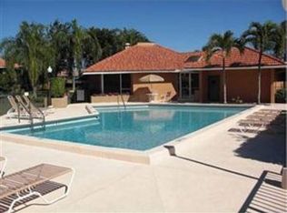 831 NW 103rd Ter #103, Hollywood, FL 33026