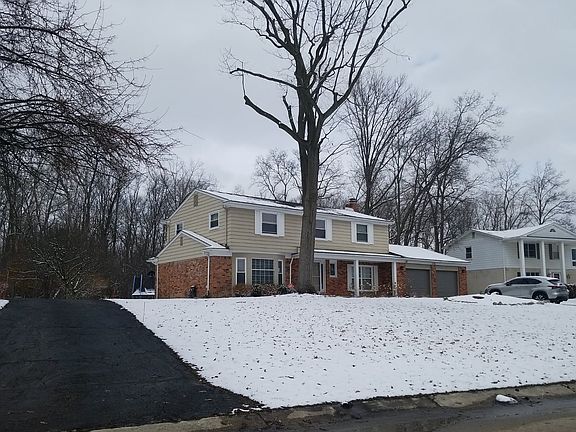 3rd image of 4258 Pinecroft Ct