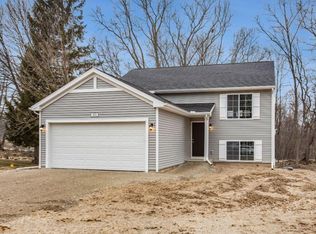 970 Skyview Trl, Ionia, MI 48846