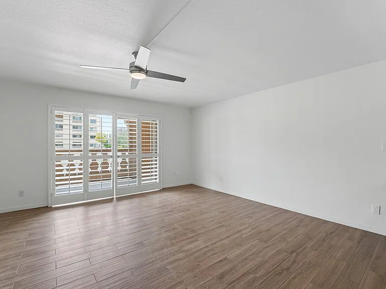 7850 E Camelback Rd #102 — Photo 13