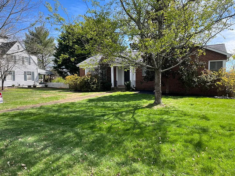 1024 Sterling Ave — Photo 1