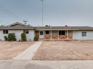 1500 Walnut St, Oakdale, CA 95361