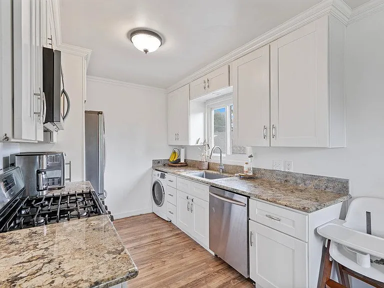 1024 Loring St #15 — Photo 8